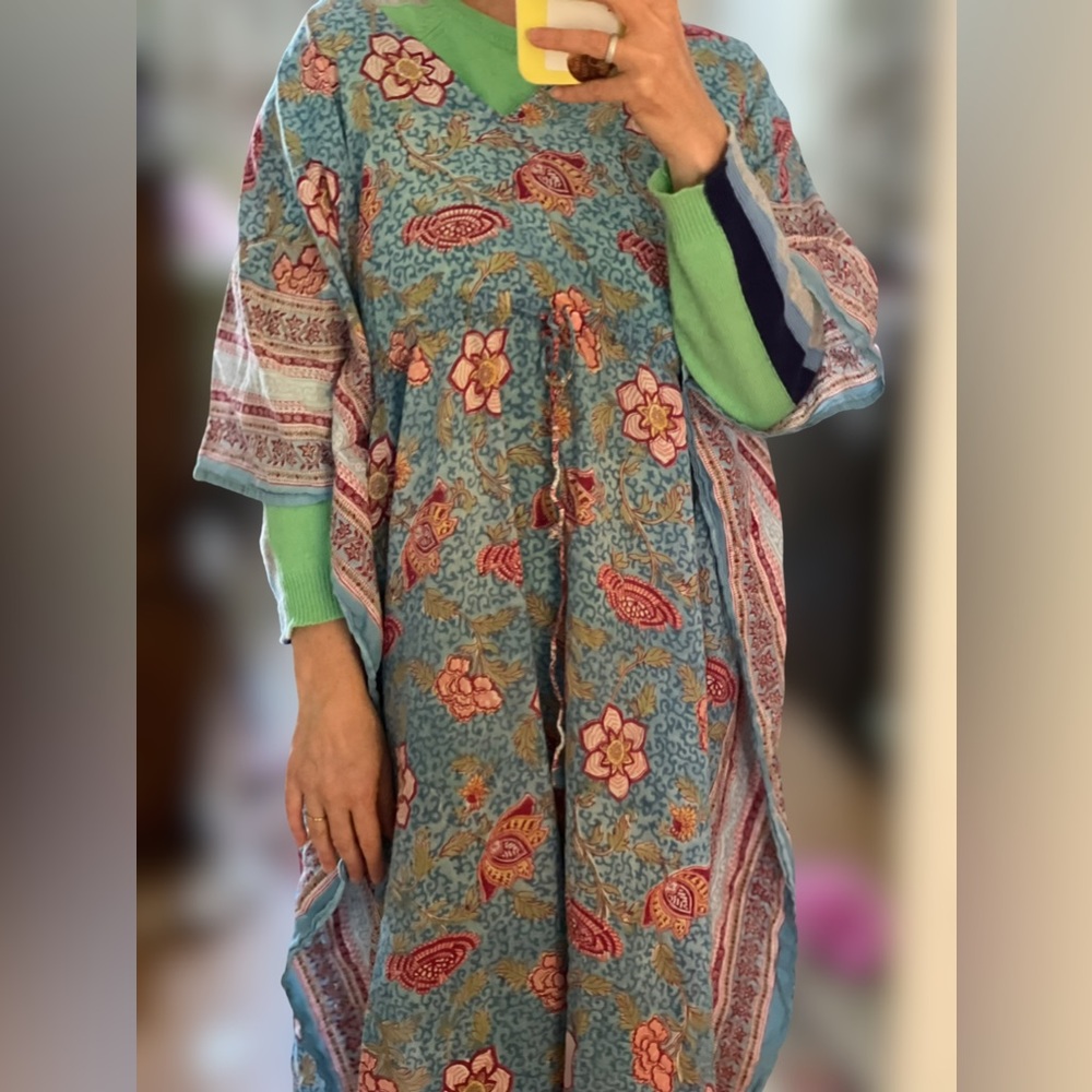 Caftan 100% cotton.